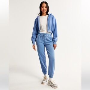 Abercrombie Sunday Sweat Set